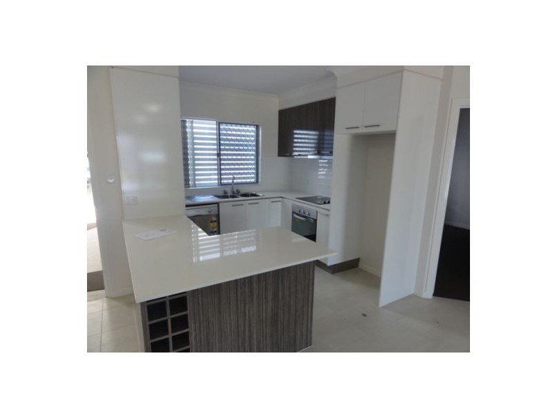 1 52 Birdwood Street, Zillmere QLD 4034