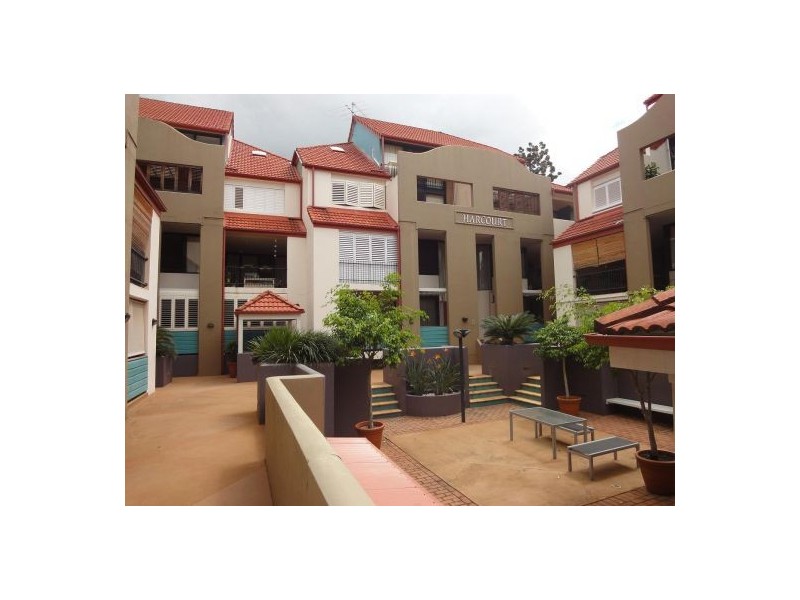 7/120 Sydney St, New Farm QLD 4005