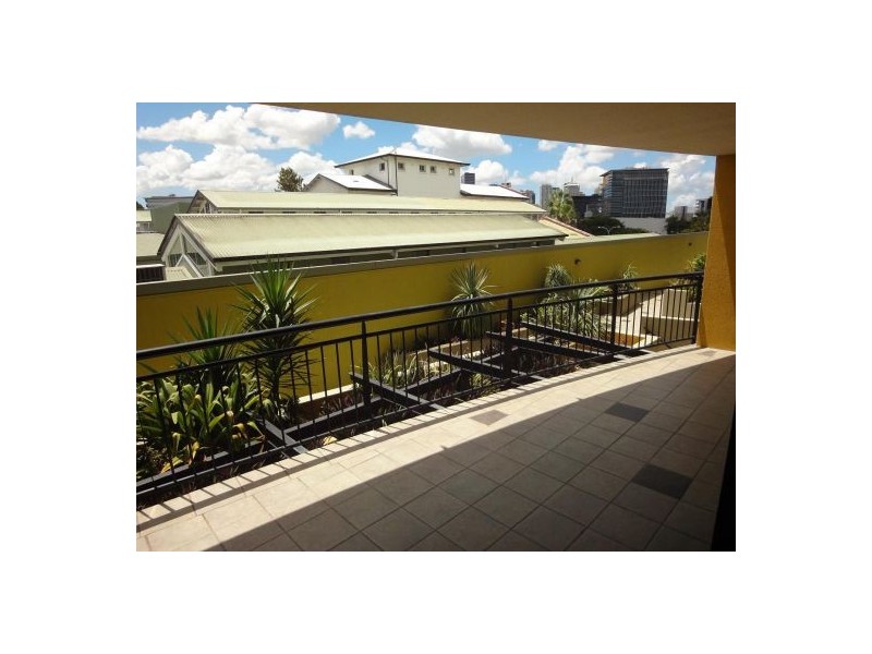 44/50 Mollison St, West End QLD 4101