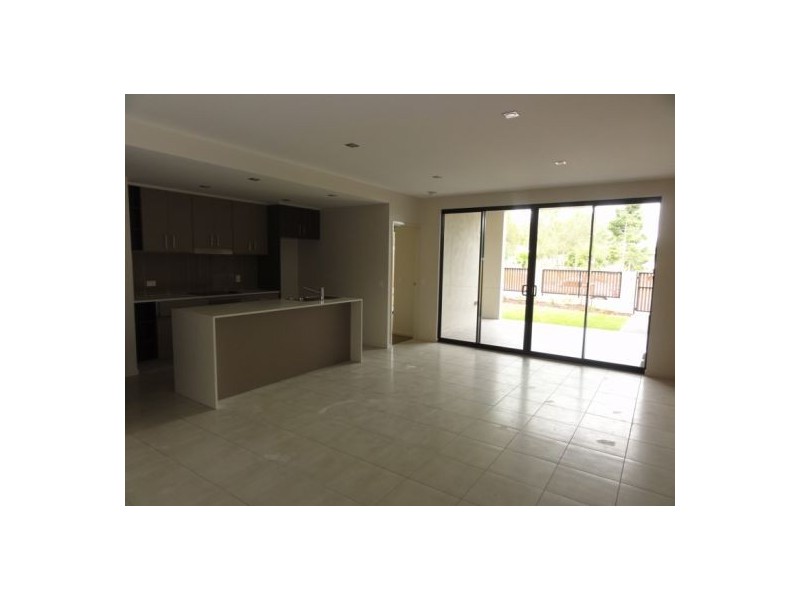 1 6-10 Lutatna Street, Stafford QLD 4053