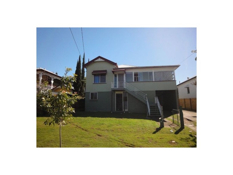 14a Lackey Avenue, Coorparoo QLD 4151