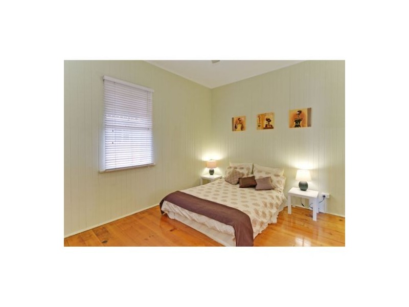 18 High St, Highgate Hill QLD 4101