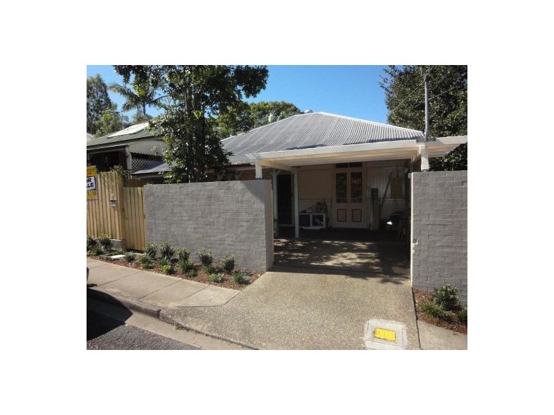 96 Gladstone Rd, Highgate Hill QLD 4101