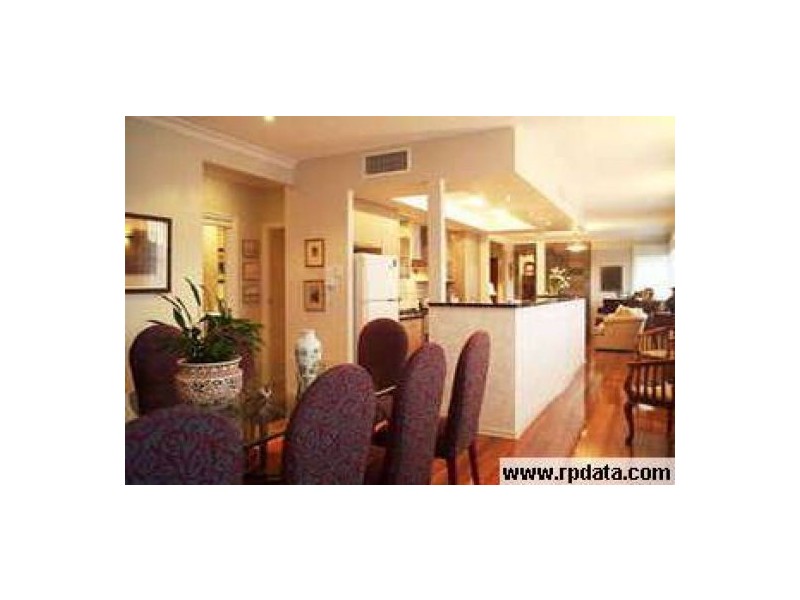 68 Wylie Avenue, Coorparoo QLD 4151