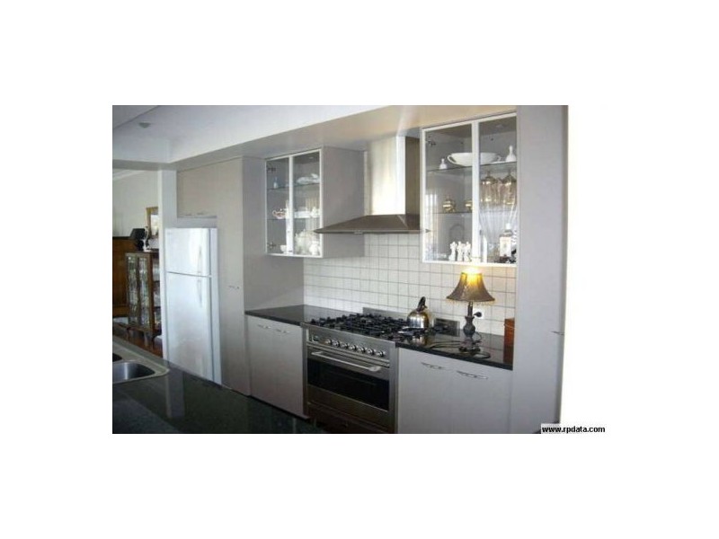 68 Wylie Avenue, Coorparoo QLD 4151