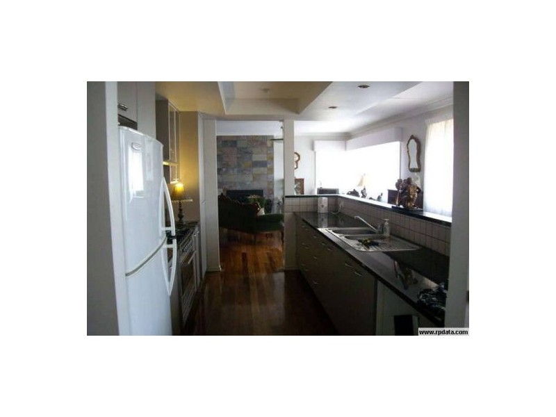 68 Wylie Avenue, Coorparoo QLD 4151