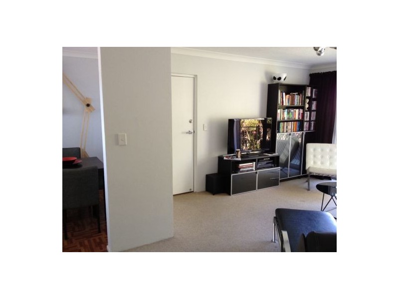 4/379 Cornwall St, Greenslopes QLD 4120