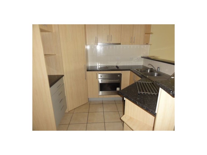 2 16 Devon Street, Yeronga QLD 4104