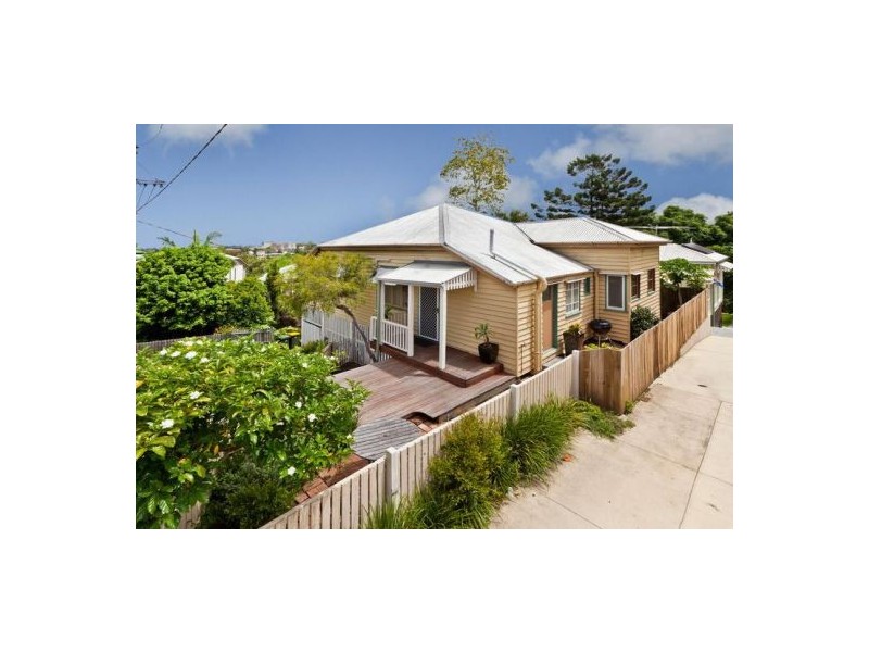 1 Rosecliffe St, Highgate Hill QLD 4101