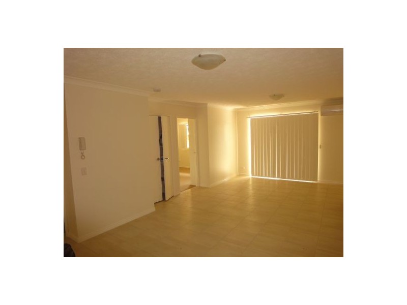 1/84 Brookfield Road, Kedron QLD 4031