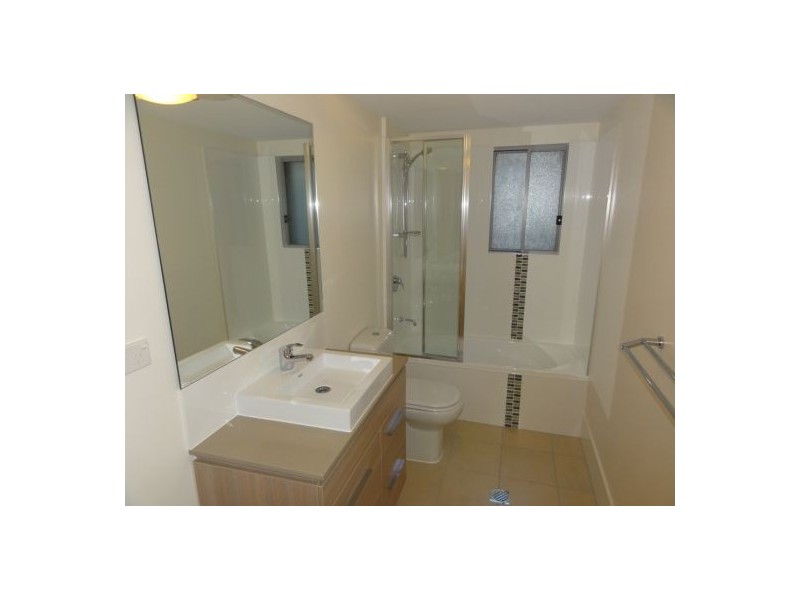 4 59 Sizer Street, Everton Park QLD 4053