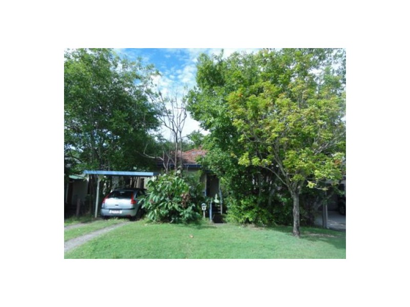 17 Tranters Avenue, Camp Hill QLD 4152