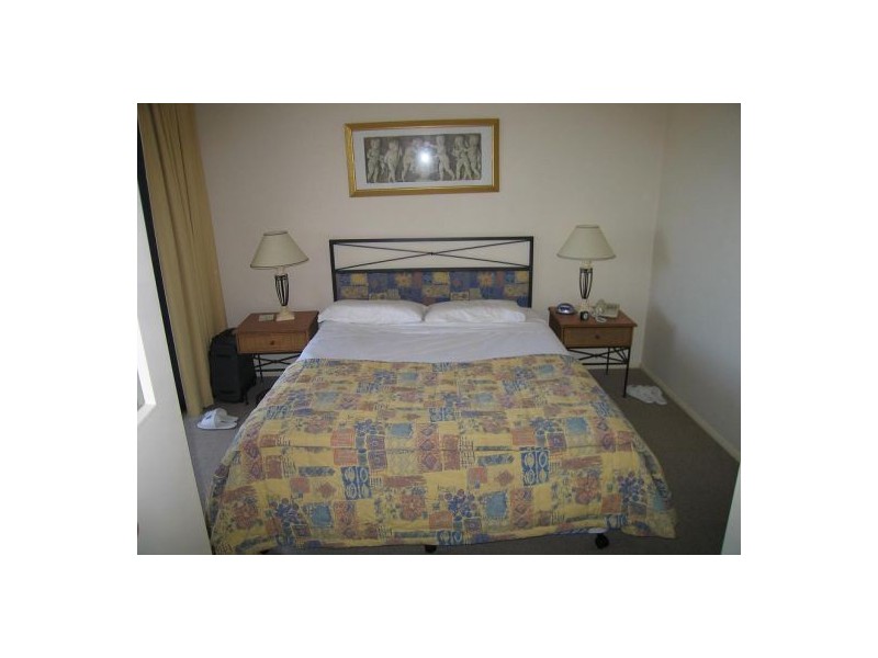 202/220 Melbourne Street, West End QLD 4101