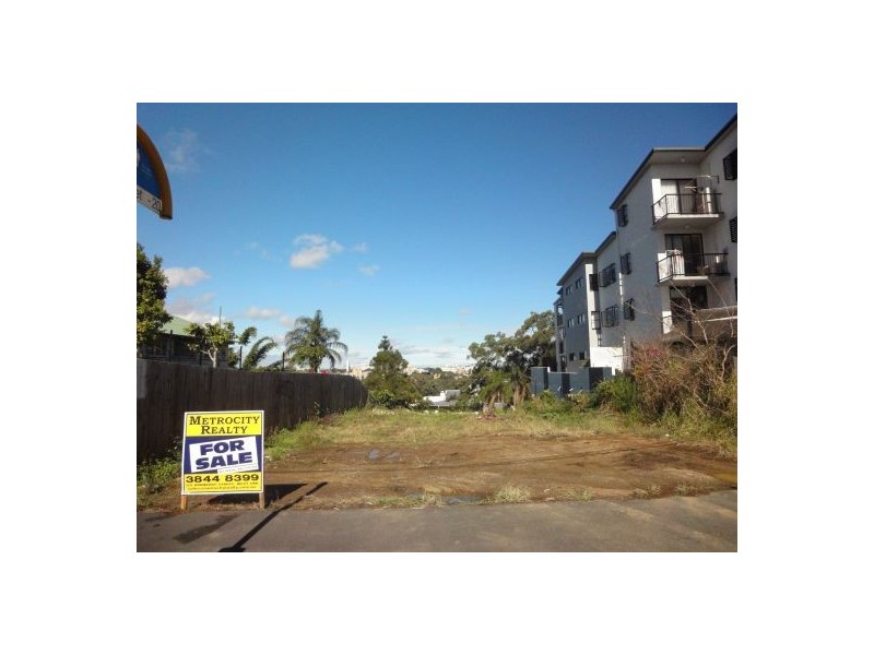 103 Dornoch Tce, Highgate Hill QLD 4101