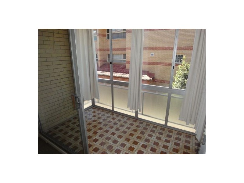 1/44 Kitchener St, Coorparoo QLD 4151