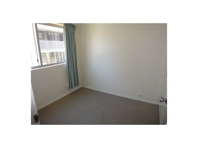 1/44 Kitchener St, Coorparoo QLD 4151