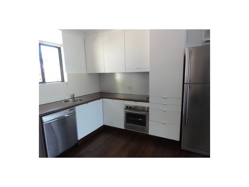 3/574 Kingsford Smith Dr, Hamilton QLD 4007