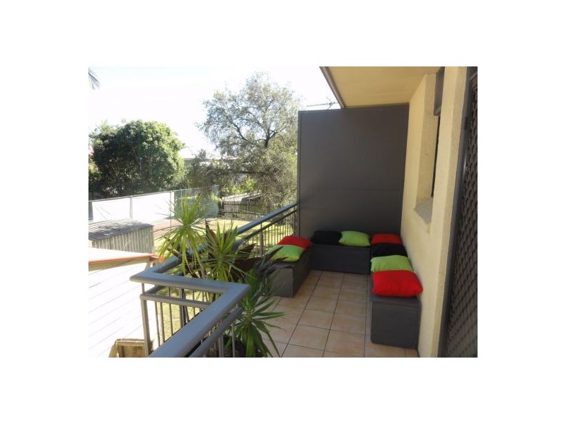 3/574 Kingsford Smith Dr, Hamilton QLD 4007