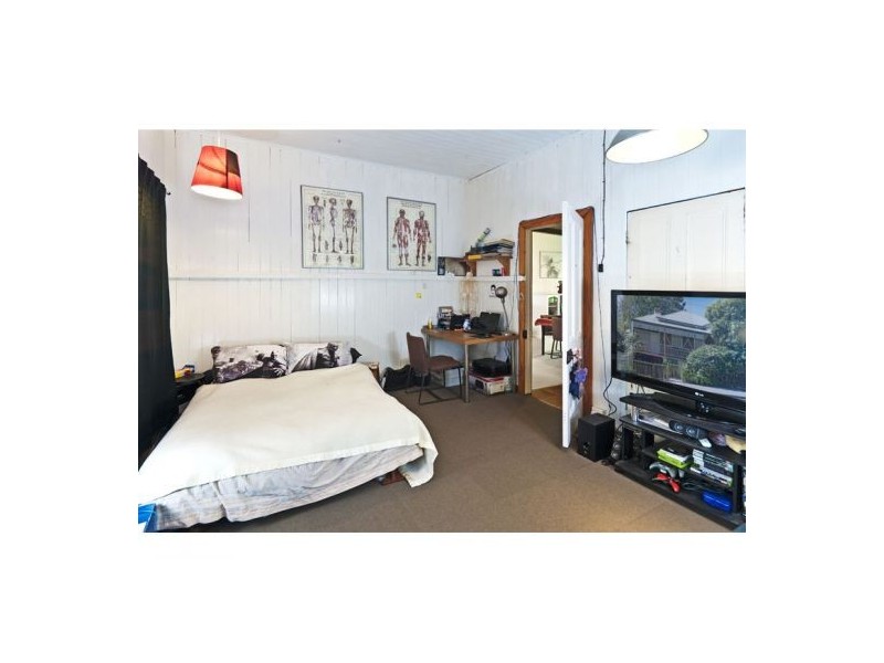 22 Colville Street, Highgate Hill QLD 4101