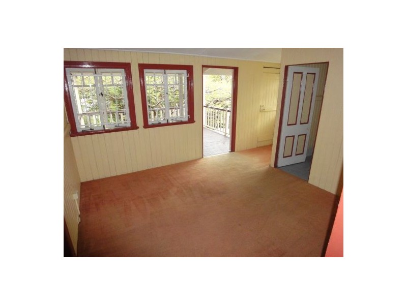 96 Gladstone Rd, Highgate Hill QLD 4101