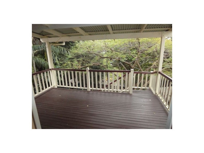 96 Gladstone Rd, Highgate Hill QLD 4101