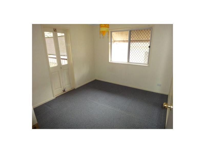96 Gladstone Rd, Highgate Hill QLD 4101
