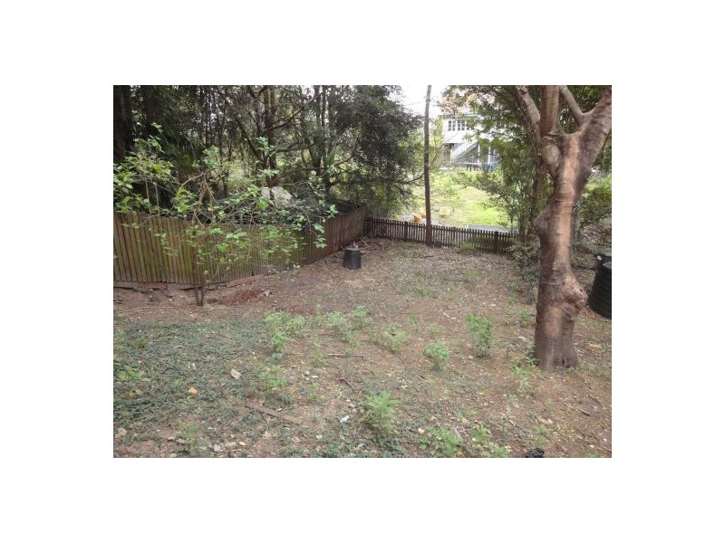 96 Gladstone Rd, Highgate Hill QLD 4101