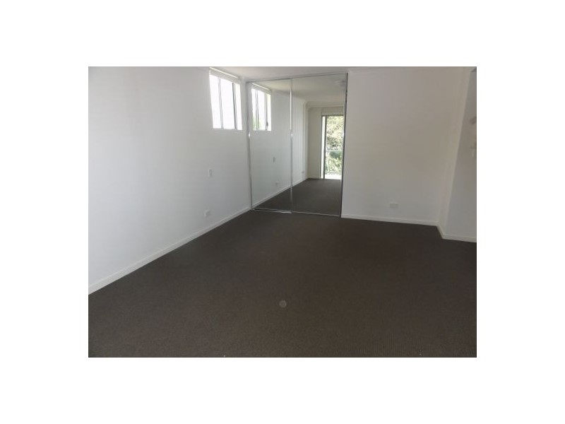 108 Nicholson Street, Greenslopes QLD 4120