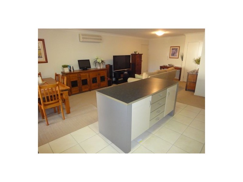 8/102 Glenalva Tce, Enoggera QLD 4051