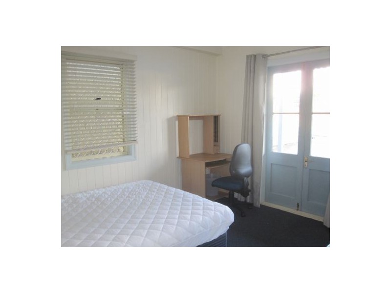 32a Redfern Street, Woolloongabba QLD 4102