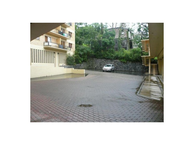 18/2 Gertrude Street, Highgate Hill QLD 4101