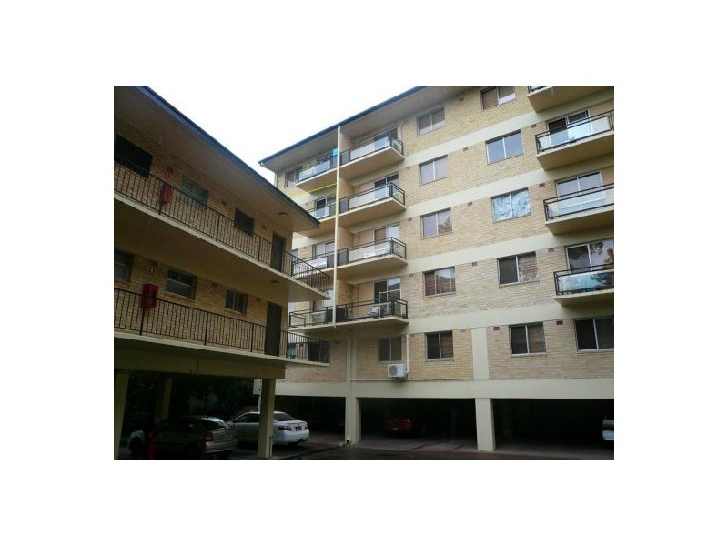 18/2 Gertrude Street, Highgate Hill QLD 4101