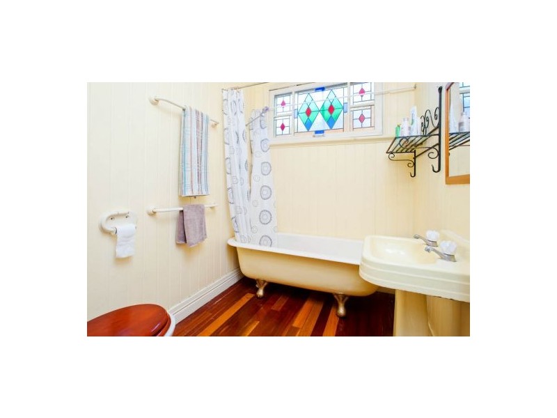 138 Hardgrave Rd, West End QLD 4101