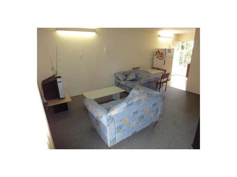 2/17 Grantham Street, Dutton Park QLD 4102