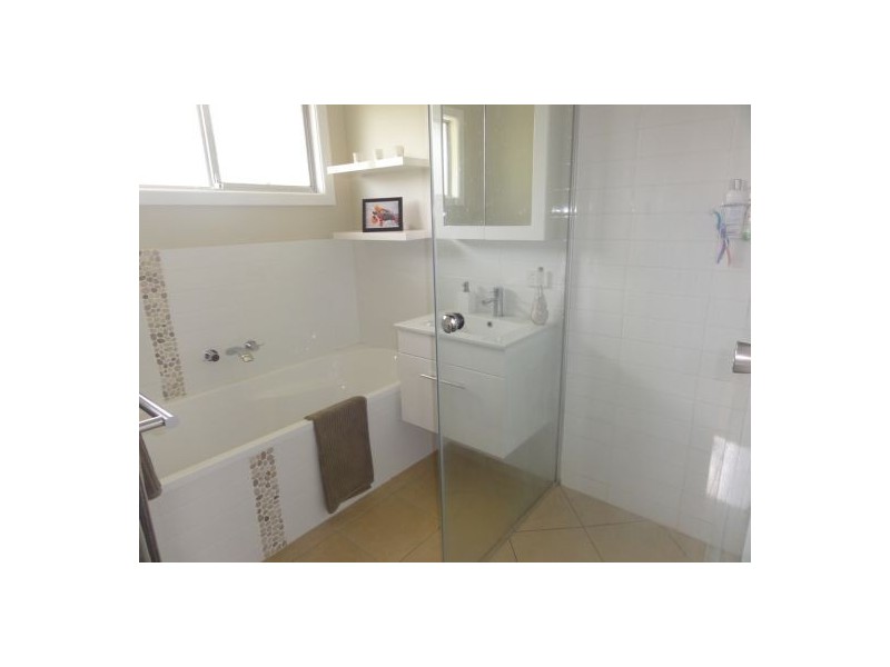 44 Paten Road, The Gap QLD 4061