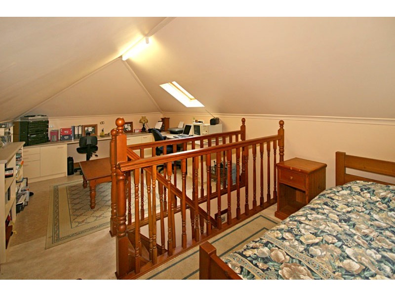 13 Mannings Road, Lisarow NSW 2250