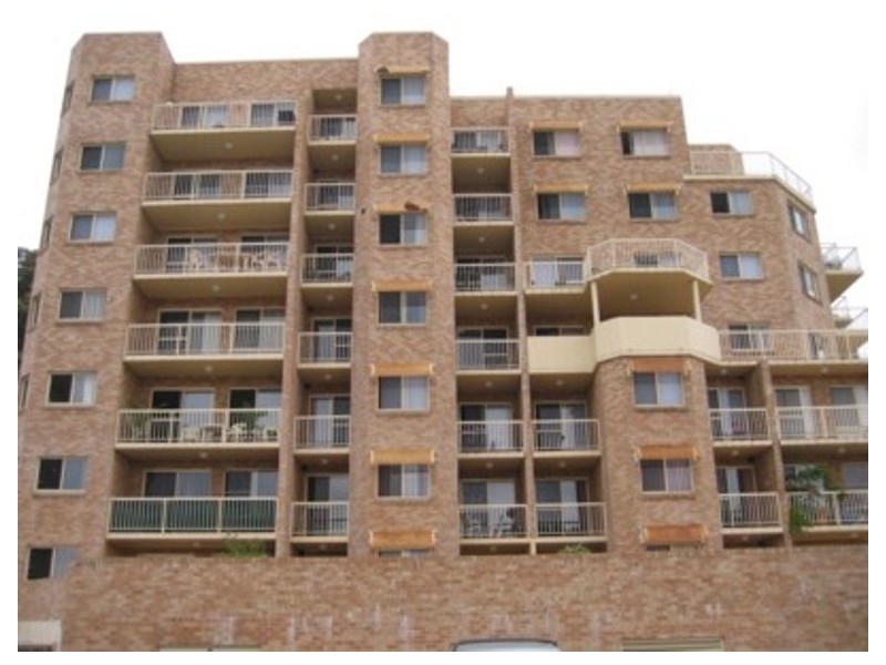 6/145 Faunce St, Gosford NSW 2250