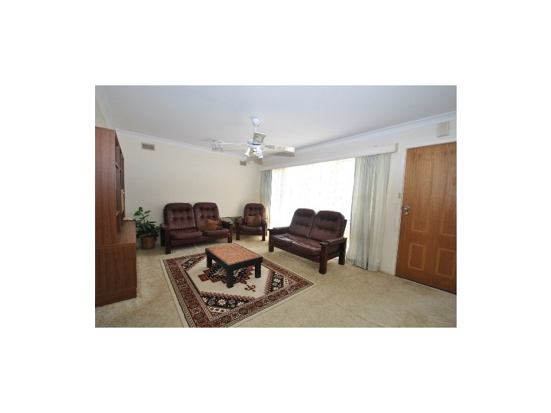 18 Bradys Gully Rd, North Gosford NSW 2250