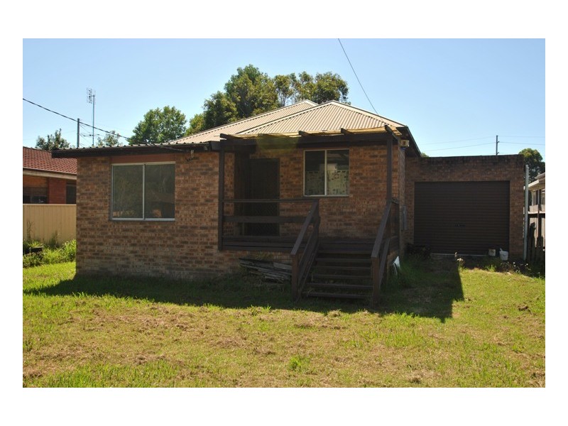 54 Lisarow St, Lisarow NSW 2250