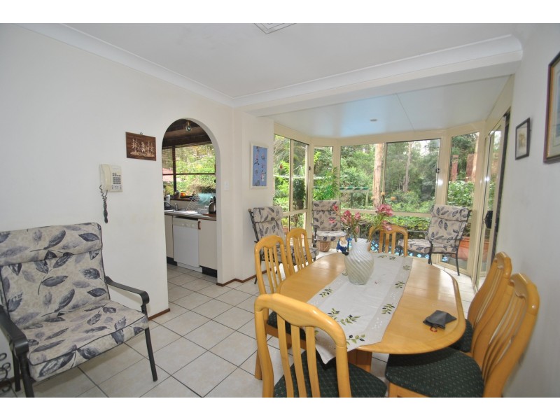 9 Cranbrook St, Wyoming NSW 2250