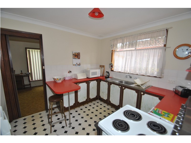 4 Willari Avenue, Narara NSW 2250