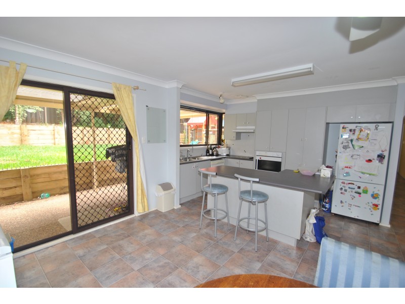 17 Sylvan Valley Cl, Niagara Park NSW 2250