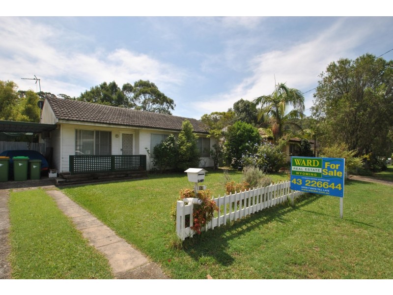 13 Dalton St, Wyoming NSW 2250
