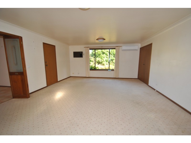 11 Willari Ave, Narara NSW 2250