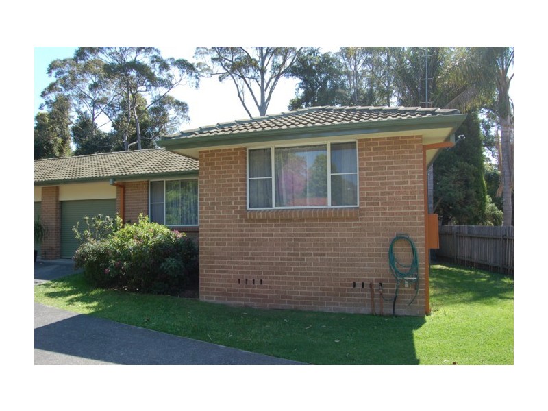 1/14 Donna Close, Lisarow NSW 2250