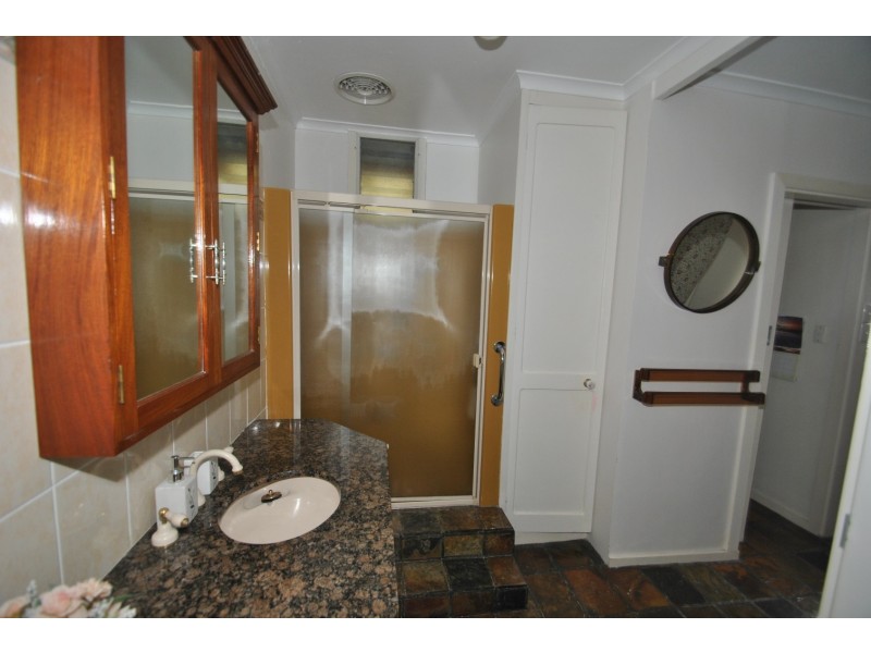 17 Narara crescent, Narara NSW 2250