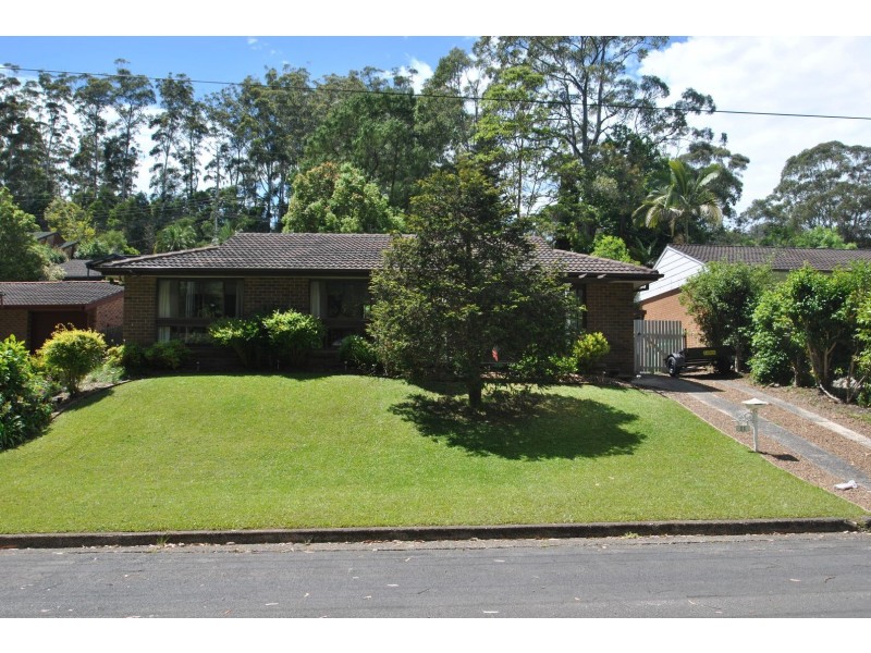 11 Pangari Close, Wyoming NSW 2250