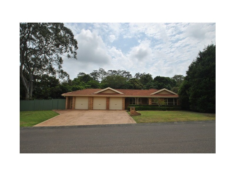25 O’Donnell Cres, Lisarow NSW 2250