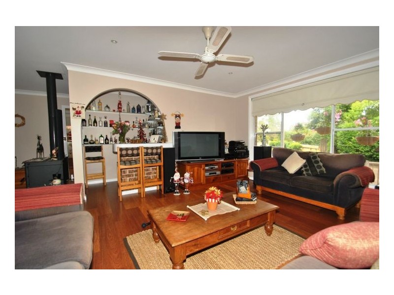 15 Vaisey Close, Kariong NSW 2250