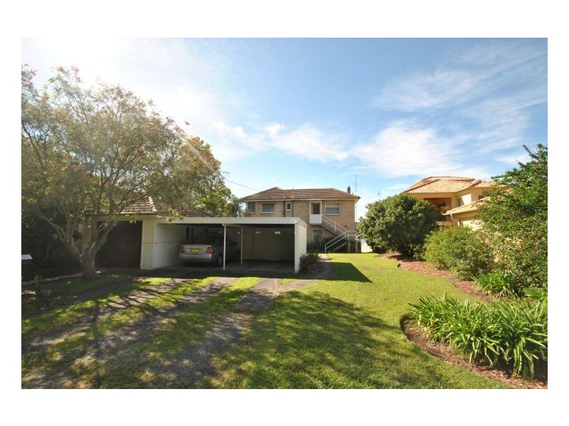 1/19 Caroline Street, East Gosford NSW 2250